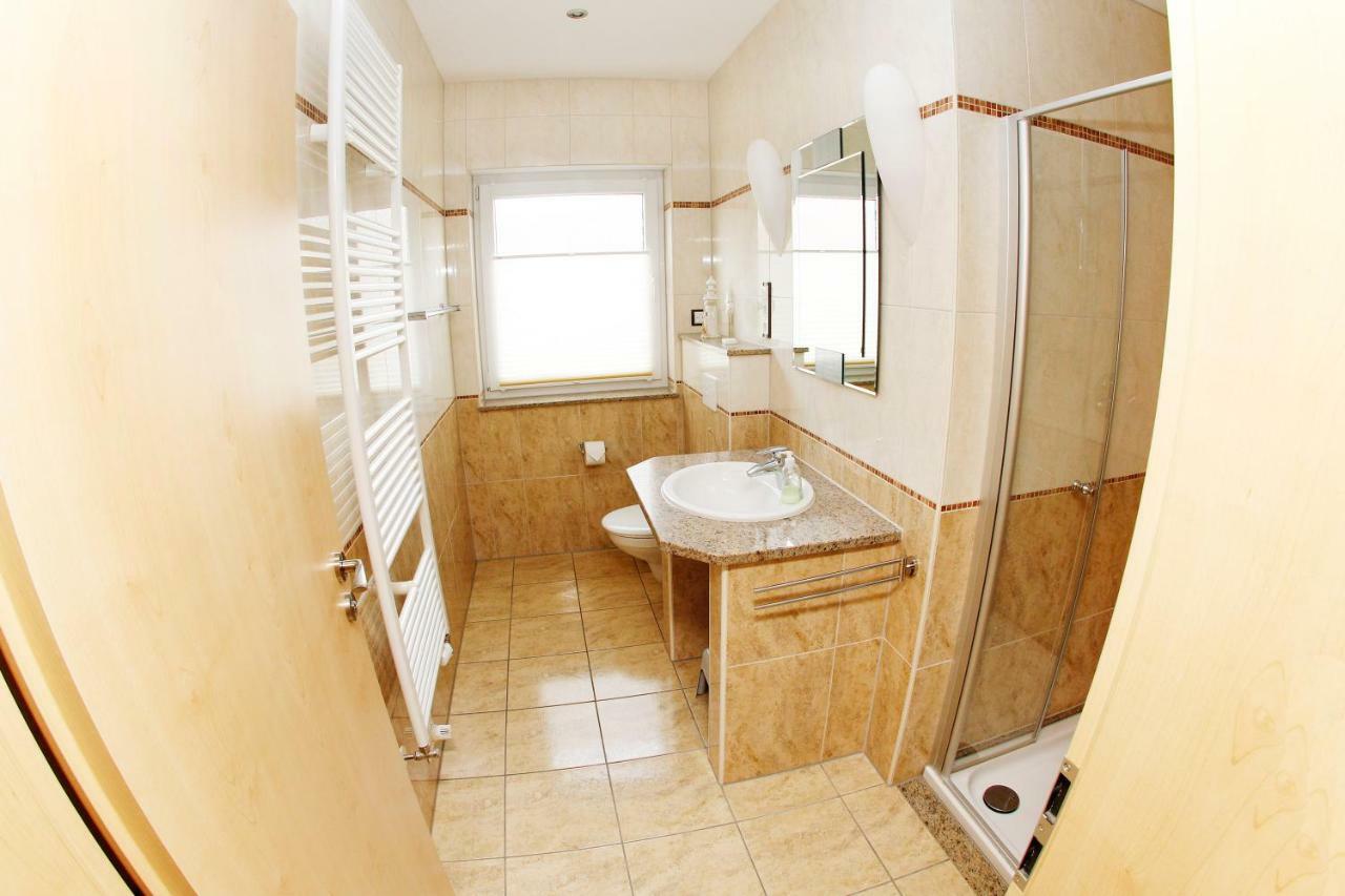 Ferienhaus "Zur Sprotte" In Glowe Buitenkant foto